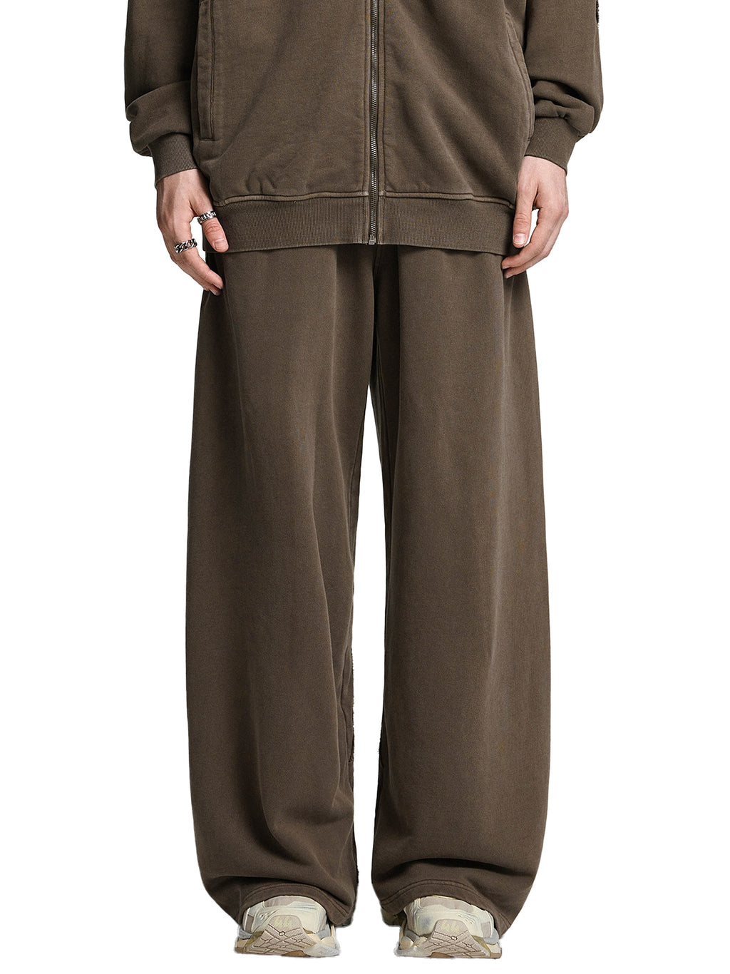 Snow Washed Tape Raw-Edge Sweatpants