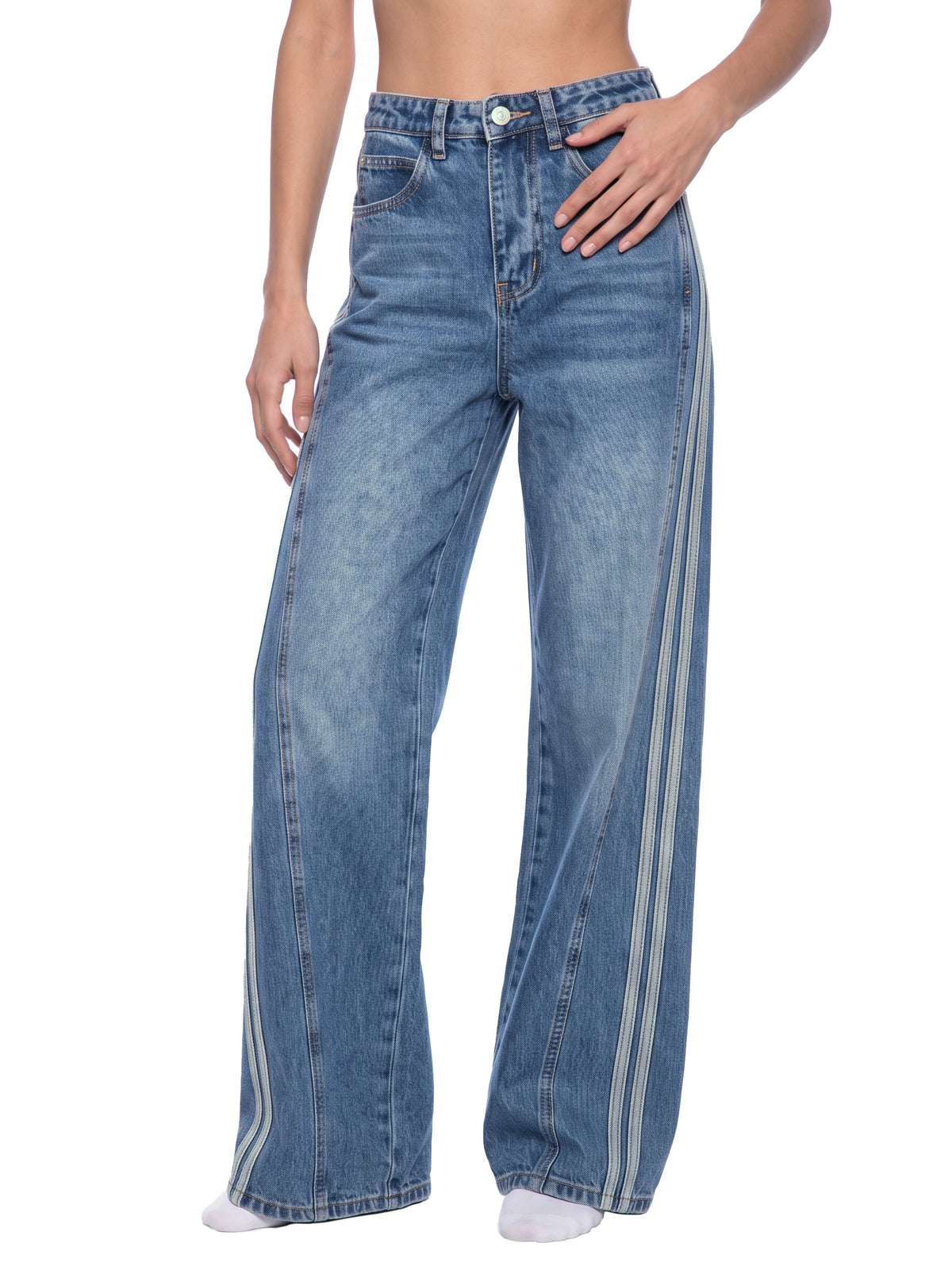 Women’s Wide-Leg Denim Jeans