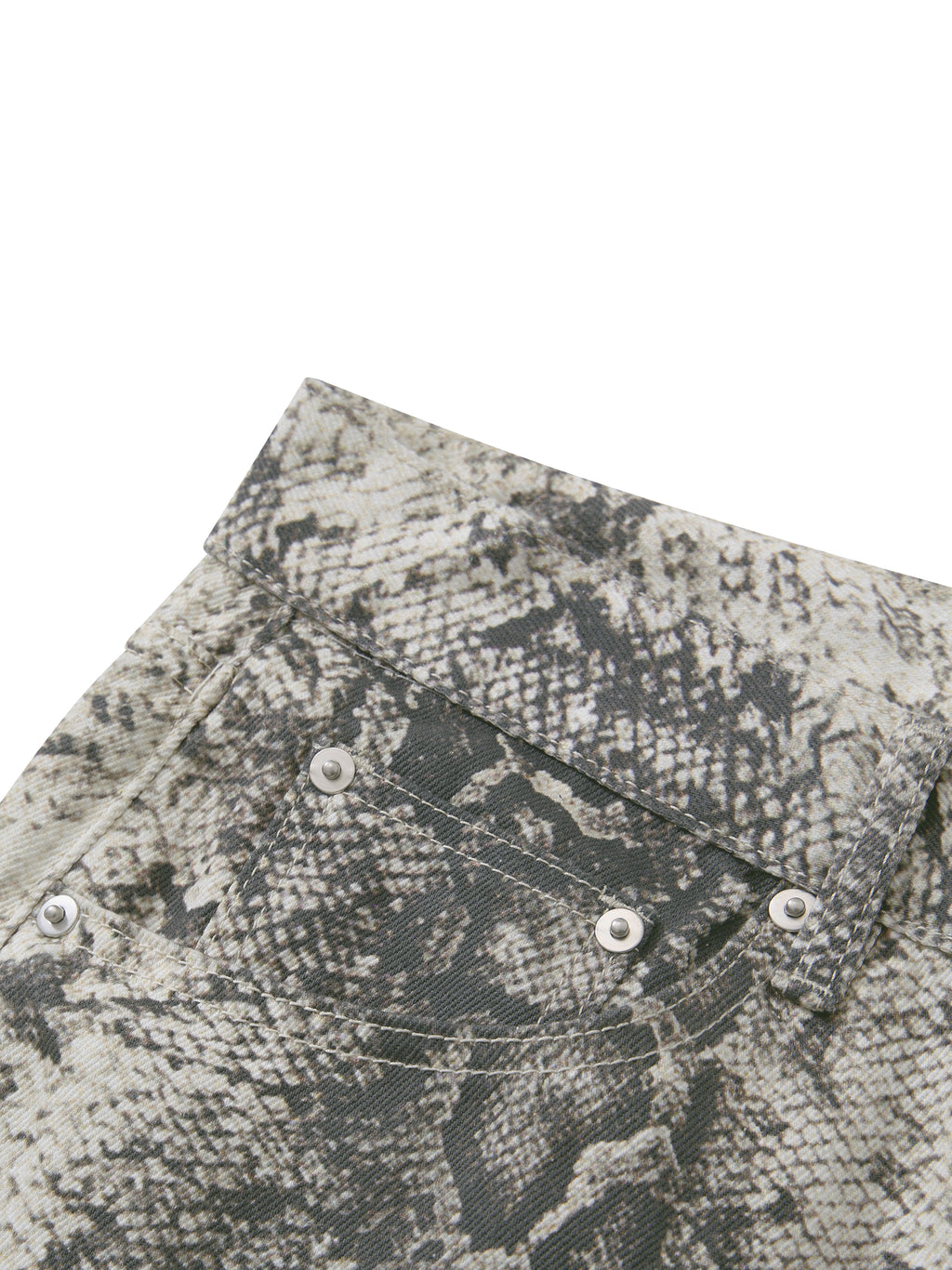 Men's Snake Print Shorts 9