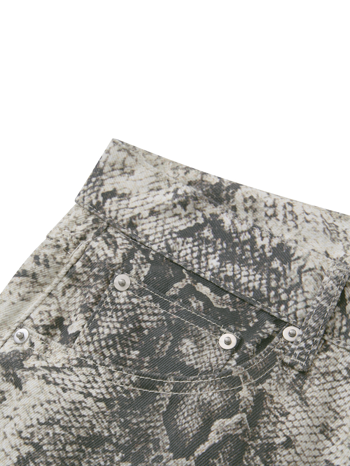 Men's Snake Print Shorts 9