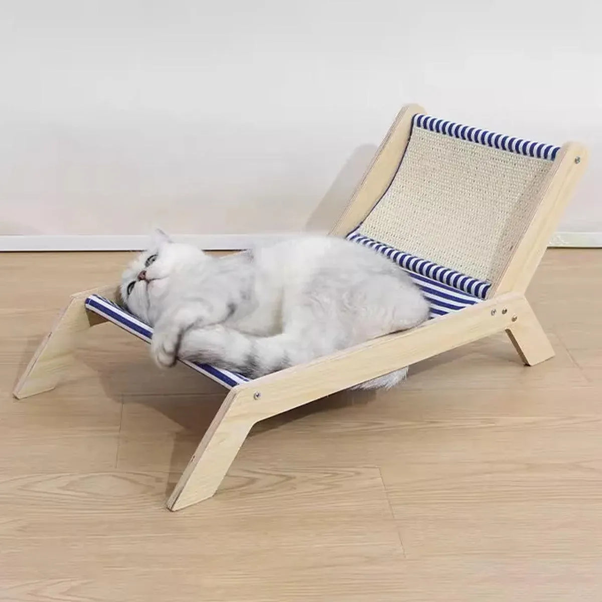 Breathable Summer Cat Lounger Bed - product photo 11 of 13