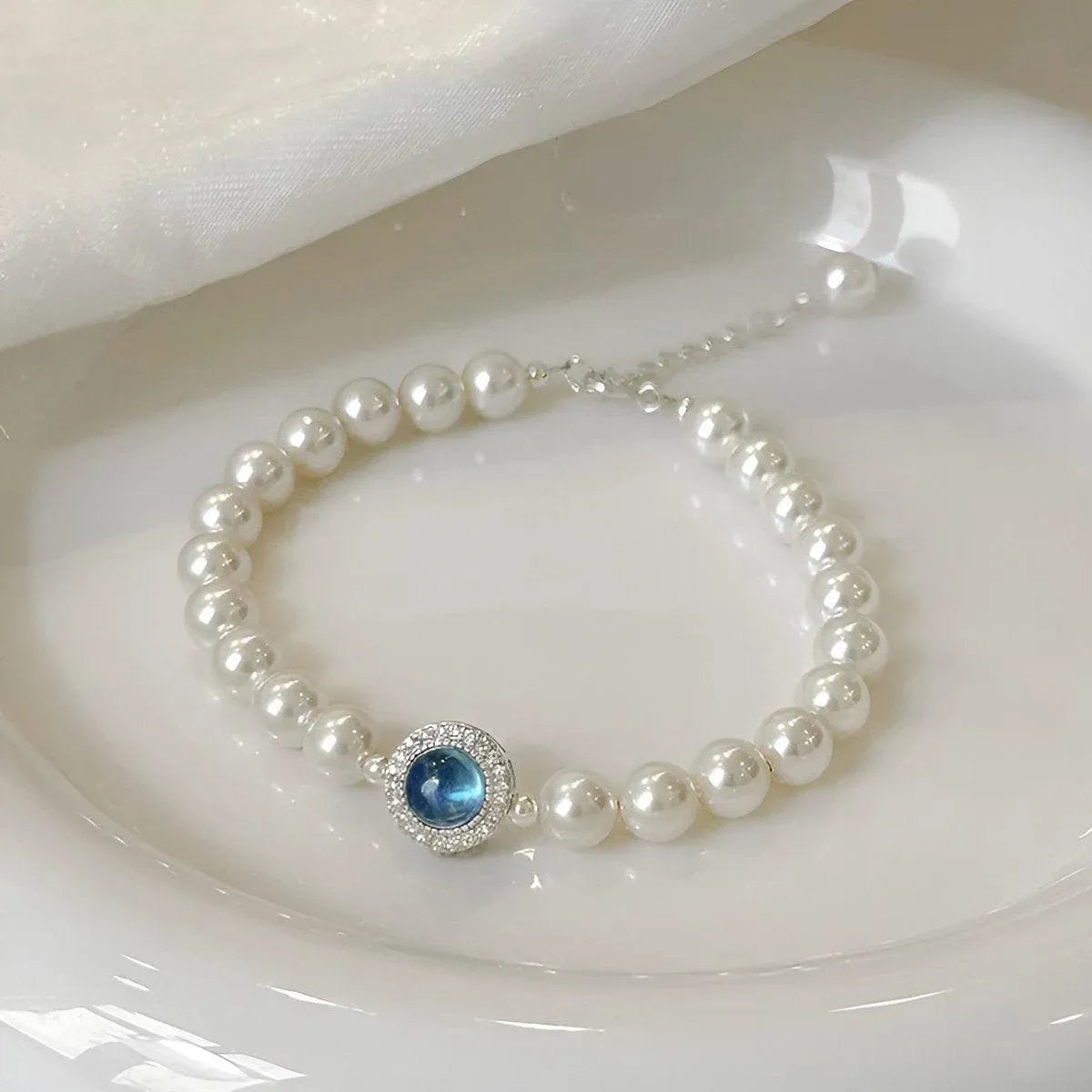Delicate Pearl Bracelet Elegant Pearl Strand Jewelry for Women Classic Accessory