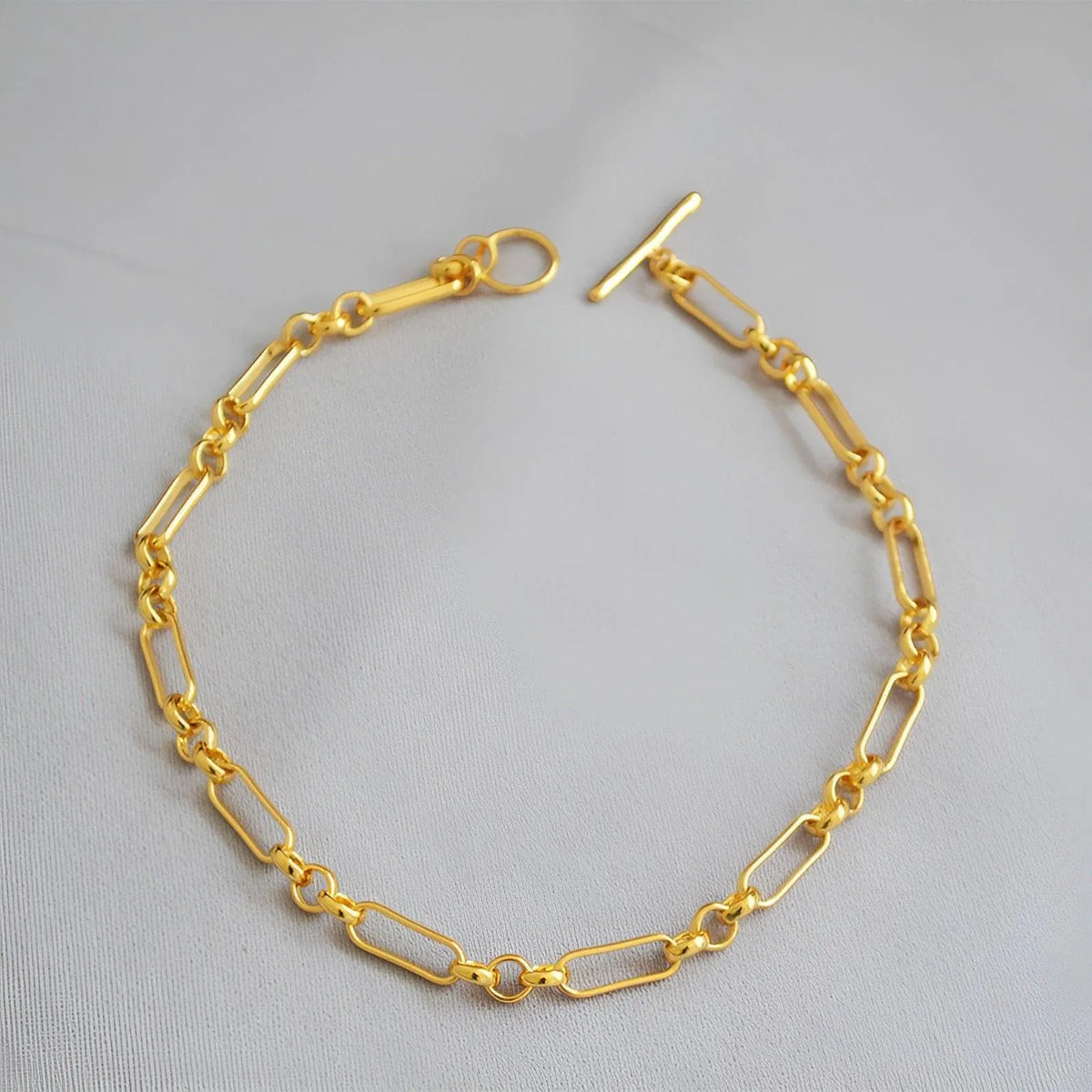 Vintage OT-Clasp Chain Necklace with Pearl-Style Pendant — product image 15 of 15