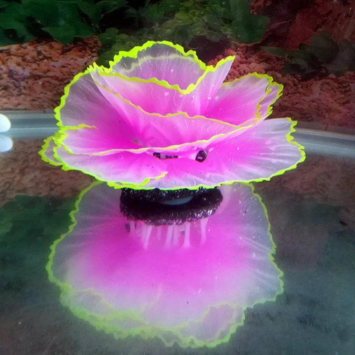 Silicone Lettuce Coral Aquarium Ornament – Blue, 9 × 7.5 cm