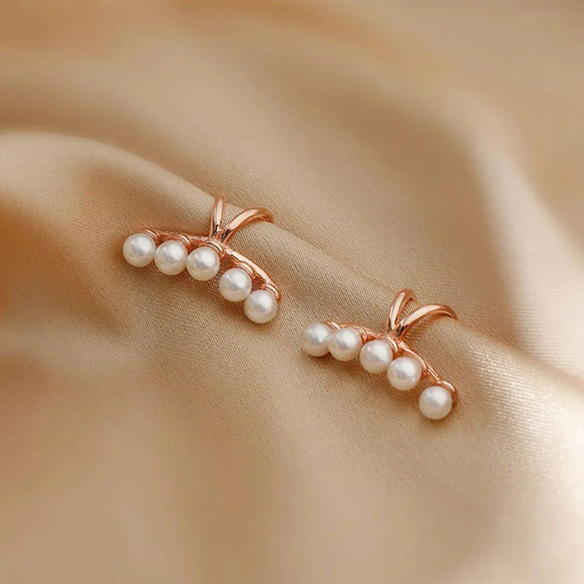Pearl Ear Bone Clip Earrings No Piercing Needed Elegant Jewelry for Women Girls - Silver