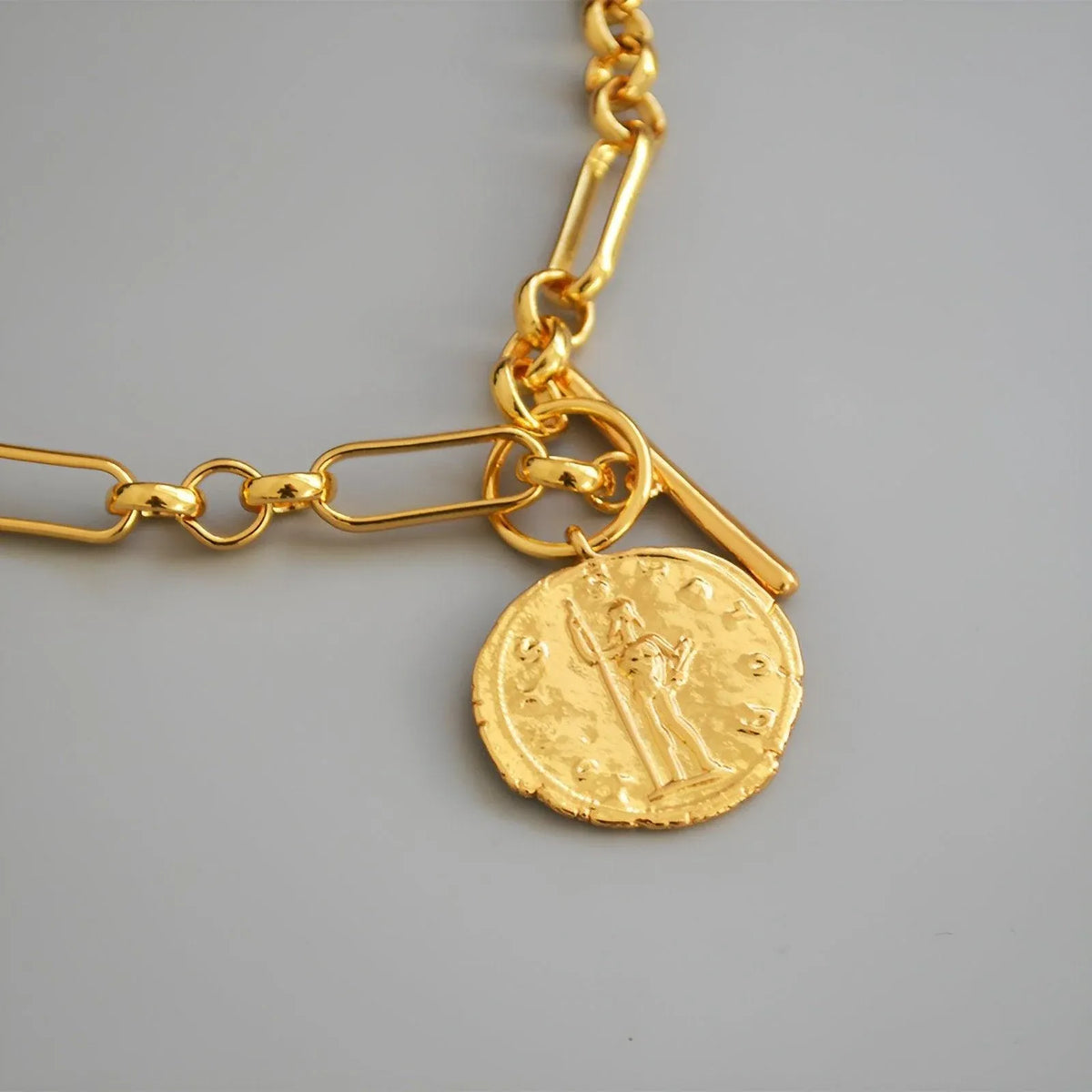 Vintage Gold-Tone OT-Clasp Chain Necklace — product image 14 of 15