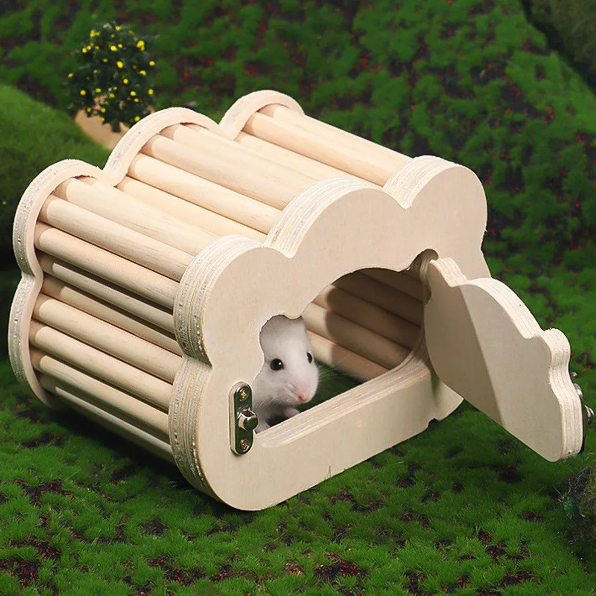 Cloud-Shaped Pine-Wood Hamster Hide with Viewing Door - 11 cm