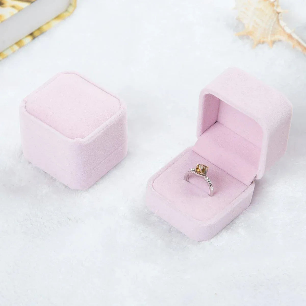 10-Pack Flannel Jewellery Gift and Ring Boxes – Beige