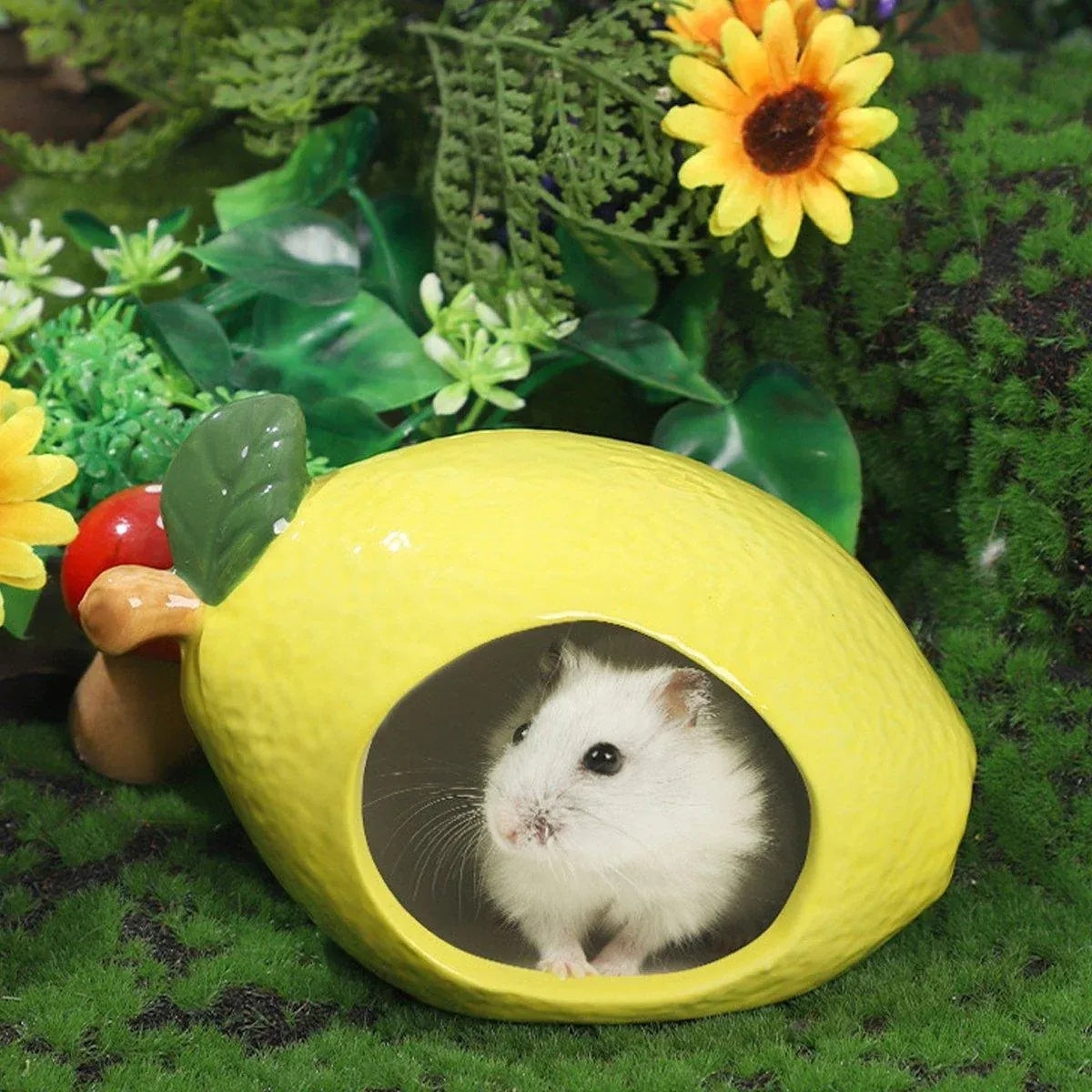 Ceramic Small Animal Hideout House - Cloud, 11 × 6.3 × 7 cm