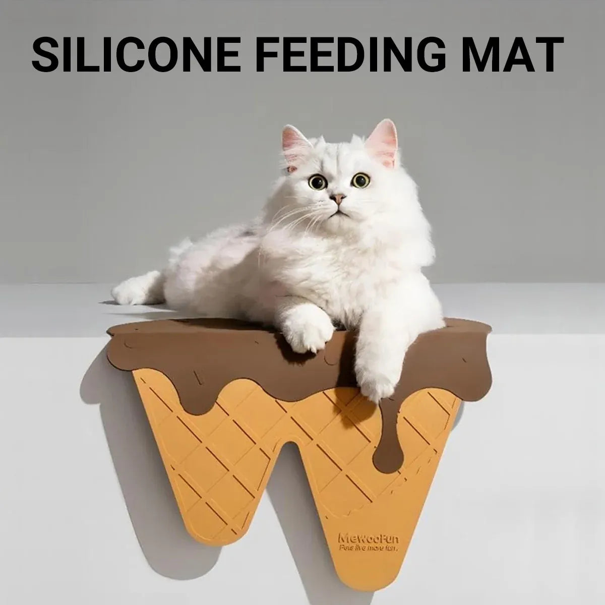Ice Cream-Style Double Pet Feeder with Mat & Spoon - Brown