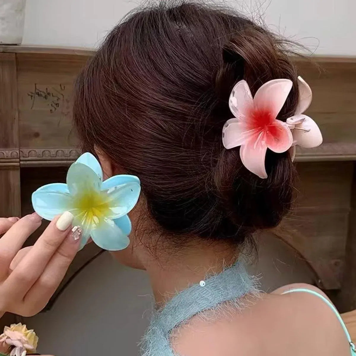 12-Piece Assorted Colour Frangipani Hair Clip Set — product photo 12 of 15