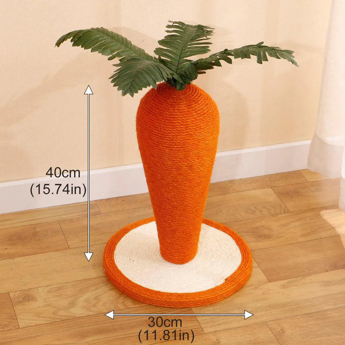 Carrot-Shaped Sisal Cat Scratching Post - product photo 3 of 13