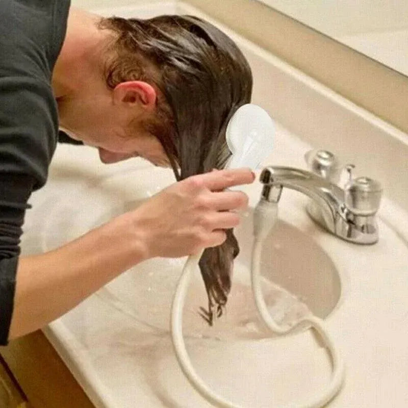 White Pet Shower Spray Attachment with 130 cm Hose — product image 4 of 12