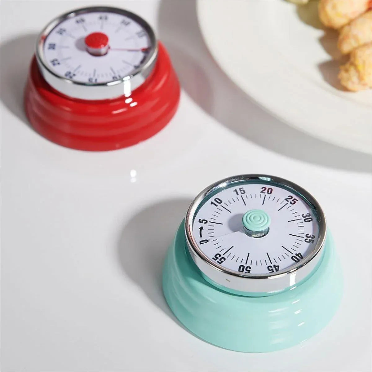 60-Minute Magnetic Mechanical Countdown Kitchen Timer – Red