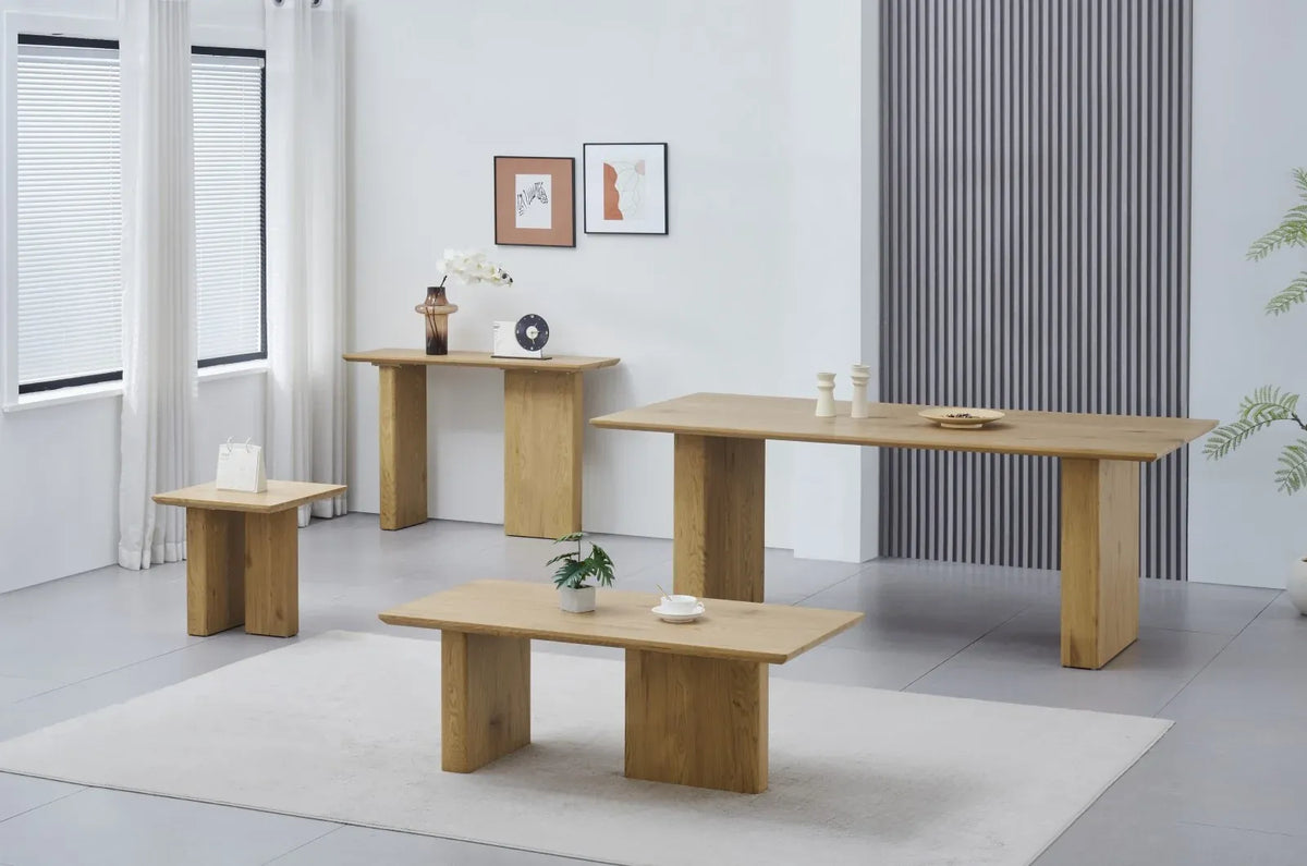Lay Dining Table