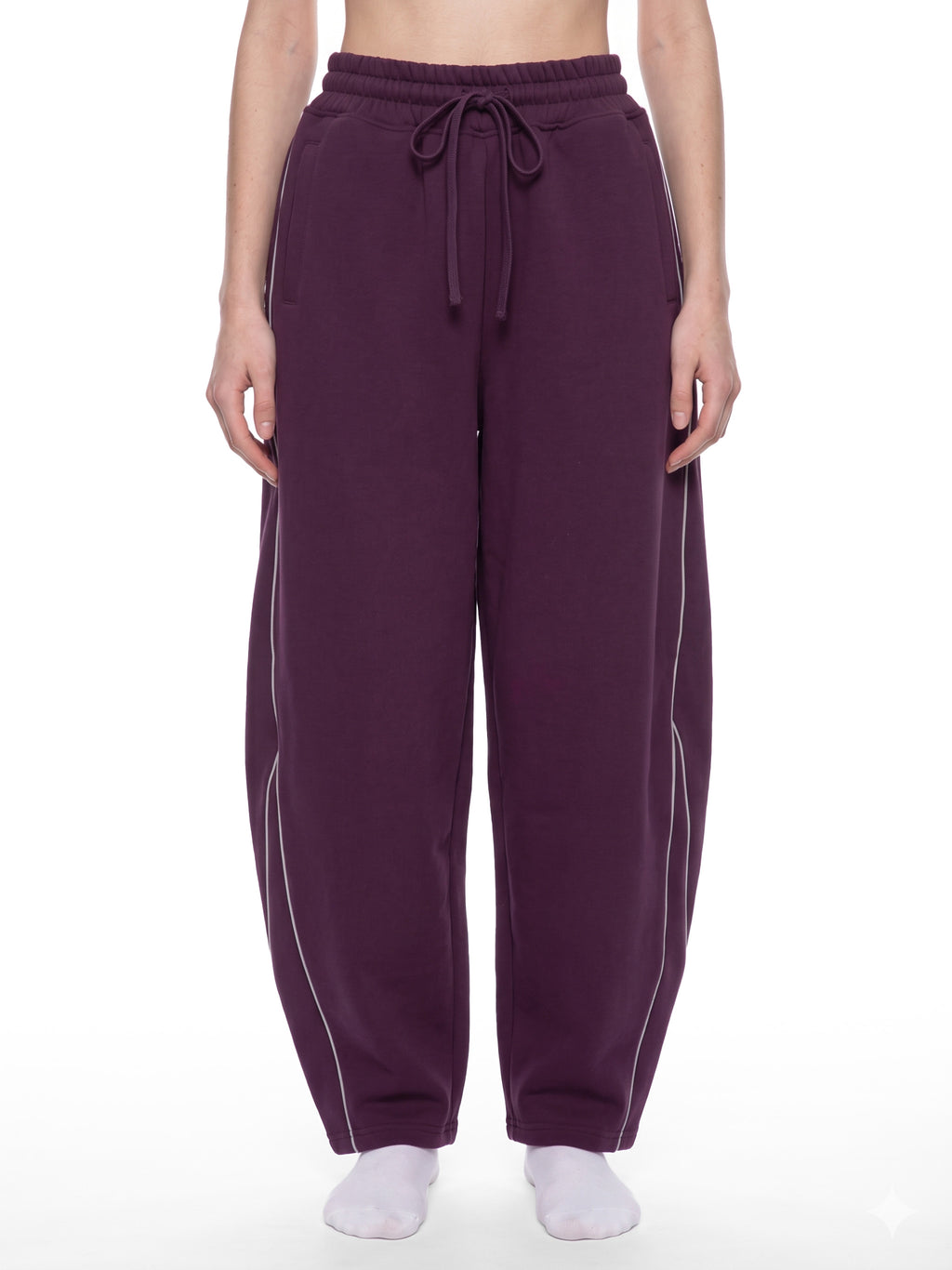 Unisex Piping Fleece Barrel Leg Sweatpants – model view 6