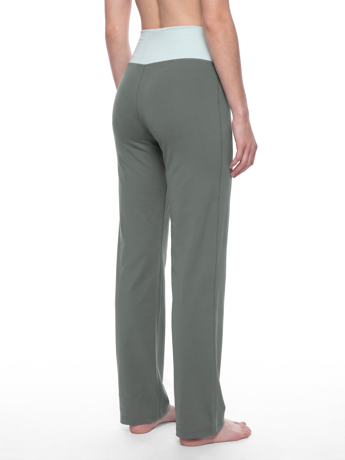 Women's Color Block Yoga Flare Leggings gallery image 7